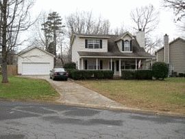 Classy 3 Bedroom / 2 Bathroom Rental in Charlotte, NC