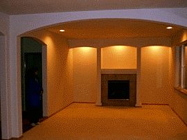 Amazing 5 Bedroom Home with Special Lighting in Lynnwood, WA (Photo 2 of 2)