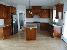 Epic 3 Bedroom Home with All You Need in Salem, OR (Photo 2 of 2)