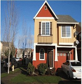 Comfortable 3 Bedroom Home on The Corner of Street in Beaverton, OR