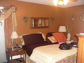 Bi-Level House For Rent in Roselle, NJ (Photo 2 of 7)