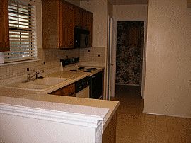 Remarkable 3 Bedroom / 2 Bathroom Rental Home in Fort Worth, TX (Photo 2 of 3)