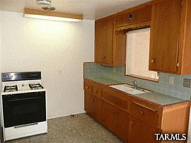 Amazing 2 Br 1 Ba Home in Tucson in Tucson, AZ (Photo 2 of 3)