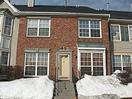 2br Townhouse in Newark, NJ