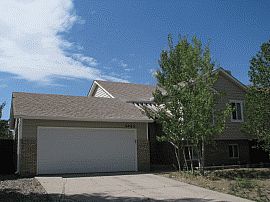 Upgraded 3 Bedroom Home Hardwor Floors in Colorado Springs, CO