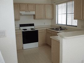 Showy 2-Story Townhouse in Mesa, AZ (Photo 2 of 3)