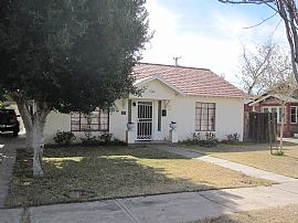 $775 2 Bed/1 Bath Adorable Historic Downtown Glendale House in Glendale, AZ