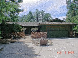 Delightful 4 Bedroom Home with Hot Tub in Woodmoor, CO