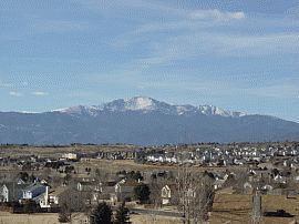 Spacious 3 Bedroom Townhome with Huge Liiving Areas in Colorado Springs, CO (Photo 2 of 3)