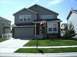 Deluxe 4 Bedroom Home with 3 Car Garage in Aurora, CO