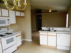 Large Everything! Move-In Specials in Sanford, FL (Photo 2 of 5)