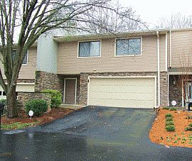 Stylish 4 Bedroom Townhouse For Rent in Atlanta, GA