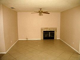 Inviting 3 Br 2 Ba Home in Moreno Valley, CA (Photo 3 of 3)