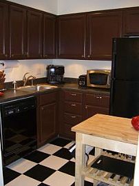  Bright Newly Renovated 1bdr Apt in Washington, DC (Photo 3 of 7)