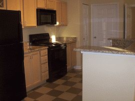 Sublime 1 Bedroom Apartment with a Lot of Style in Birmingham, AL (Photo 2 of 2)