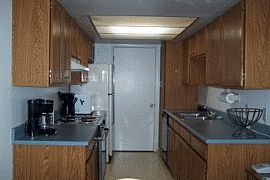 Marvelous 2 Bedroom Townhome Near Golf Course in Prescott, AZ (Photo 2 of 2)