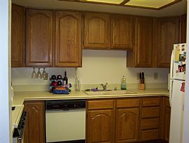 2 Bedroom/2 Bath Great Location Condo in Huntington Beach in Huntington Beach, CA (Photo 4 of 4)