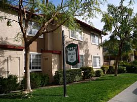 Colorful 2 Br 2 Ba Townhouse in El Cajon, CA