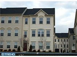 Stylish 3 Br 2.5 Ba Townhouse in Phoenixville, PA