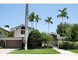 Spectacular 3 Bedroom Home with Amazing Amenities in Fort Lauderdale, FL