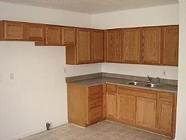 Nice 3 Bedroom Home with Tile and Carpet in Indianapolis, IN (Photo 2 of 2)