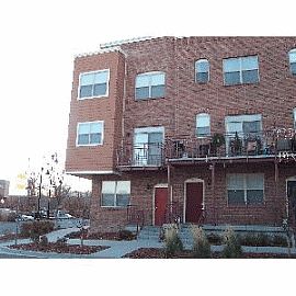 Upscale 3 Br 2 Ba Townhome in Arvada, CO