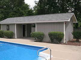 Lovely 3 Bedroom Home with Pool in Enterprise, AL (Photo 3 of 3)