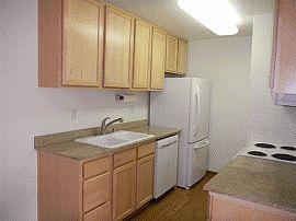 Fantastic 1 Br 1 Ba Townhouse For Cheap in Orangevale, CA (Photo 2 of 3)