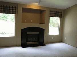 Incomparable 3 Br 2 Ba Home in Auburn, WA (Photo 3 of 3)