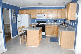 Enchanting 3 Bedroom Home in Great Surroundings in Charlotte, NC (Photo 2 of 2)