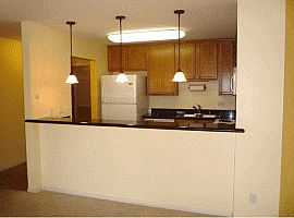 Gracious 1 Bedroom Townhouse with Nice Pool in San Diego, CA (Photo 2 of 2)