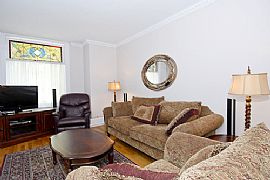 Furnished 2 Bedroom Apartment For Rent in Los Angeles, CA