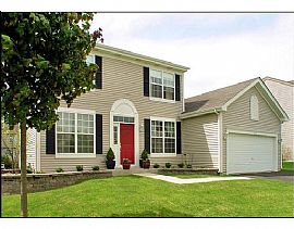 Beautiful 4 Br with Finished Basement in Aurora in Aurora, IL