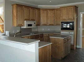 Stupendous 6 Bedroom Home on Huge Lot in Salisbury, NC (Photo 2 of 2)