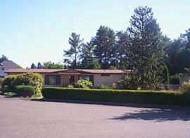 3br 2ba Lg Home,Culdesac,I-5,Busline.Shopping in Lacey, WA (Photo 2 of 4)
