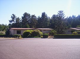3br 2ba Lg Home,Culdesac,I-5,Busline.Shopping in Lacey, WA (Photo 4 of 4)