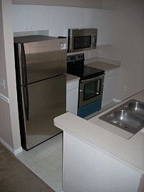 Sublime 2 Bedroom Townhouse with Built-Ins  in Orlando, FL (Photo 2 of 2)