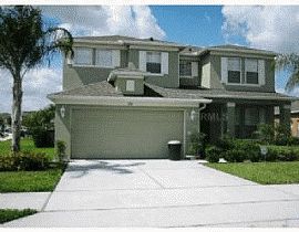 Exceptional 5 Bedroom Home with Custom Paint in Davenport, FL