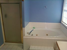 Private Split Level in Lawrenceville, GA (Photo 6 of 7)