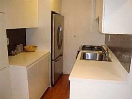 Beautiful 2bed/1.5bath with Scenic View in Forest Hills, NY (Photo 2 of 11)