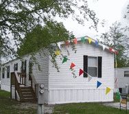 Bungalow Style 2 Bedroom Home in Nice Wooded Area in Jacksonville, FL
