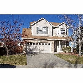 Stupendous 3 Bedroom Home with Huge Kitchen in Westminster, CO