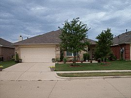 Quaint 3 Bedroom Home with Beautiful View in Keller, TX