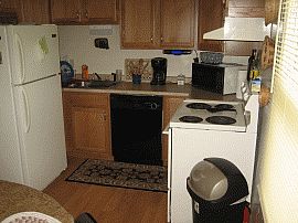 Affordable 1 Bedroom Apartment in Great Location in Peterborough, NH (Photo 2 of 2)