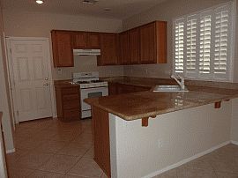 Exceptional 2 Bedroom Home with Great Patio Area in Las Vegas, NV (Photo 2 of 2)