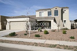 Breathtaking 3 Bedroom Home with Plenty of Amenities in Tucson, AZ