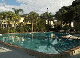 Stylish 1 Bedroom Townhouse with Vaulted Ceiling in Saint Petersburg, FL