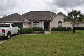 Serene 4 Bedroom Home in Beautiful Wooded Area in Jacksonville, FL