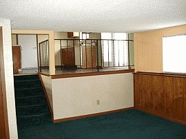 Wonderful 3 Bedroom Home with Large Rooms in Westerville, OH (Photo 2 of 2)