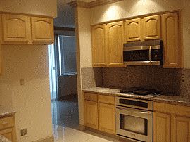 Amazing 3 Bedroom Home with Cozy Fireplace in Elk Grove, CA (Photo 2 of 2)